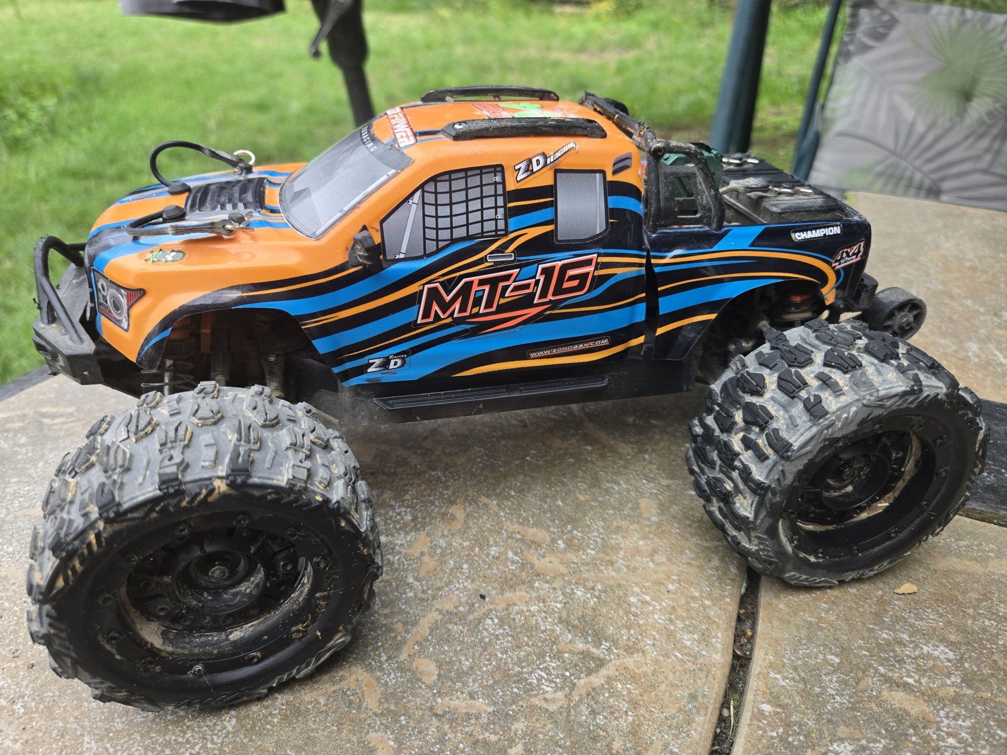 RC Car, model RC. Zd-racing mt-16. Auto zdalnie sterowane.
