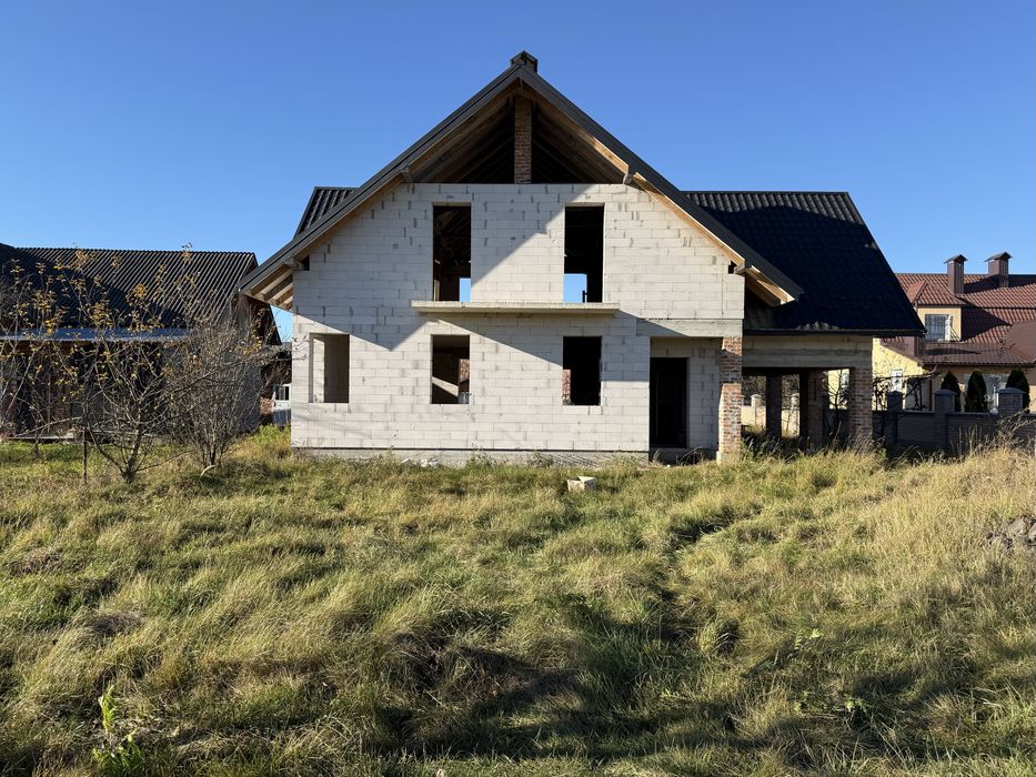 Продається будинок в Крихівцях на 10 сот