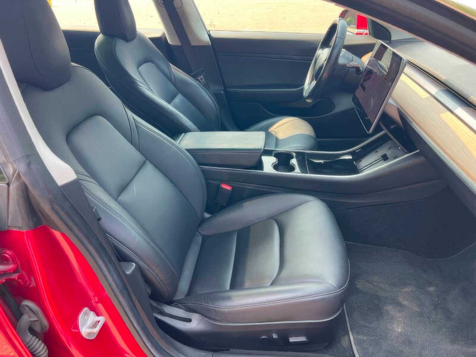 Tesla Model 3 2018