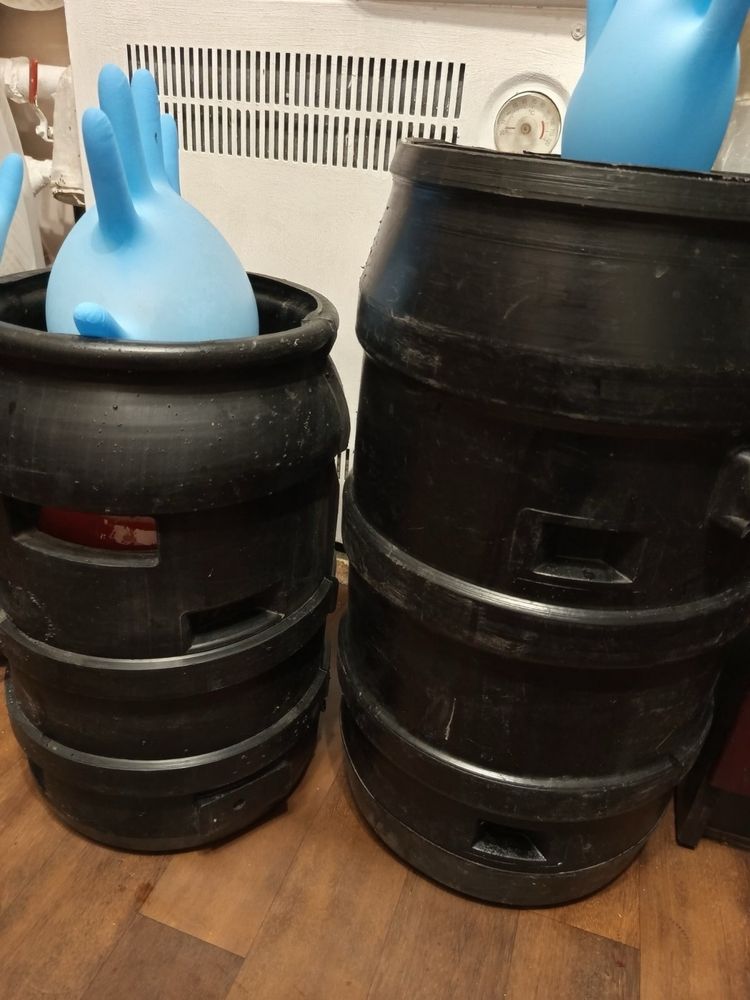 Продам бочки 10л, 20л