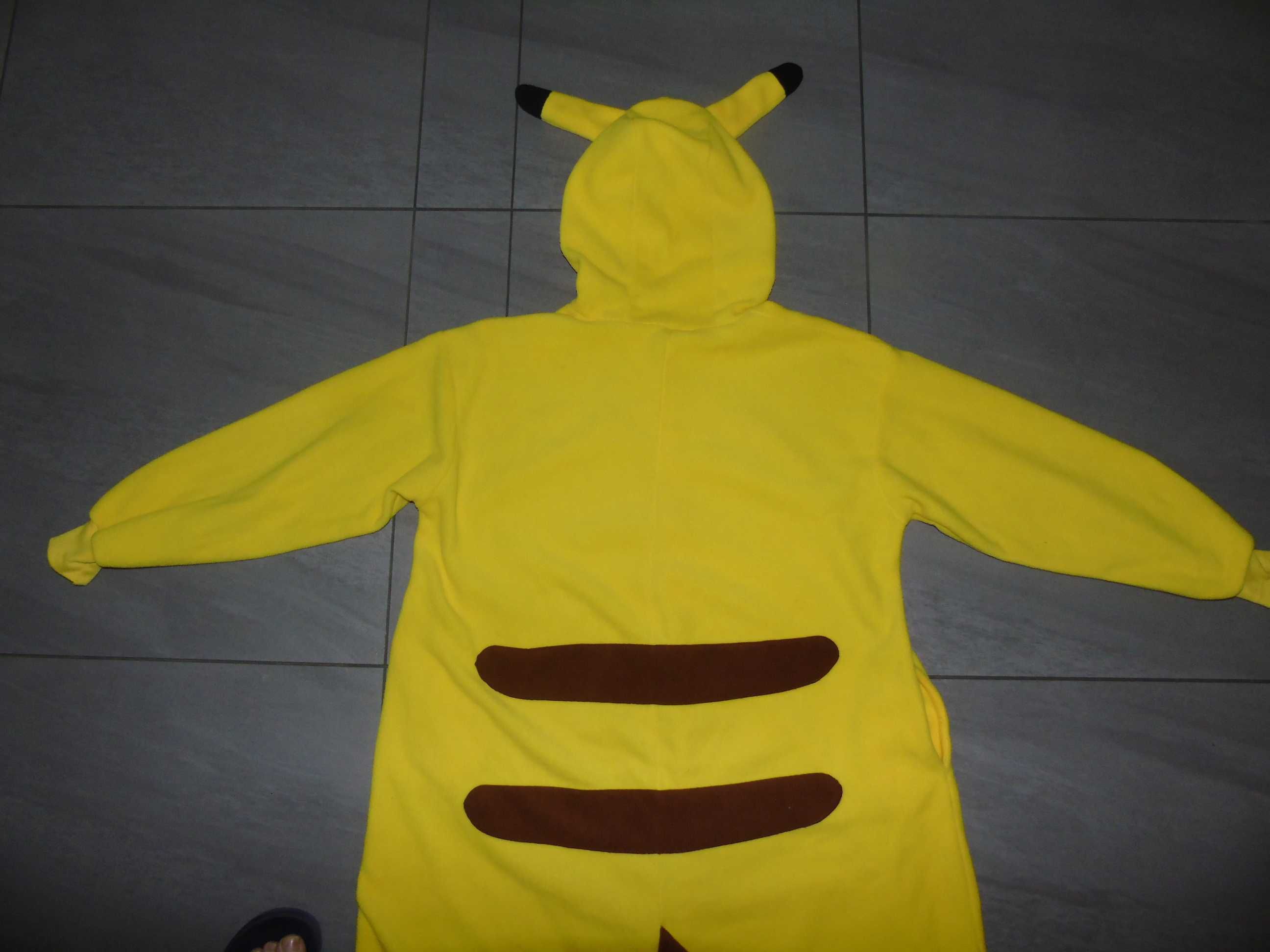 strój Pikachu dla dorosłych  M