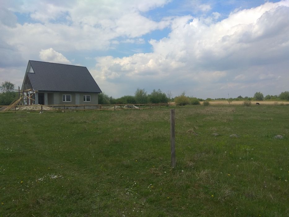 Продам земельну ділянку під забудову в смт. Турійськ.