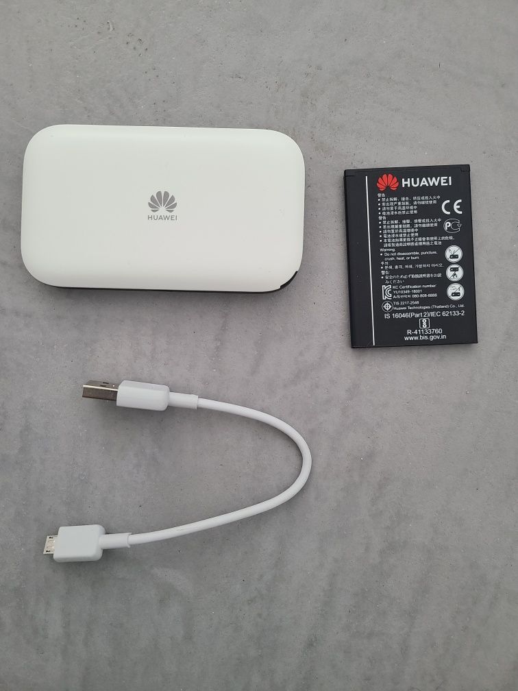 WiFi роутер Huawei E5576-320