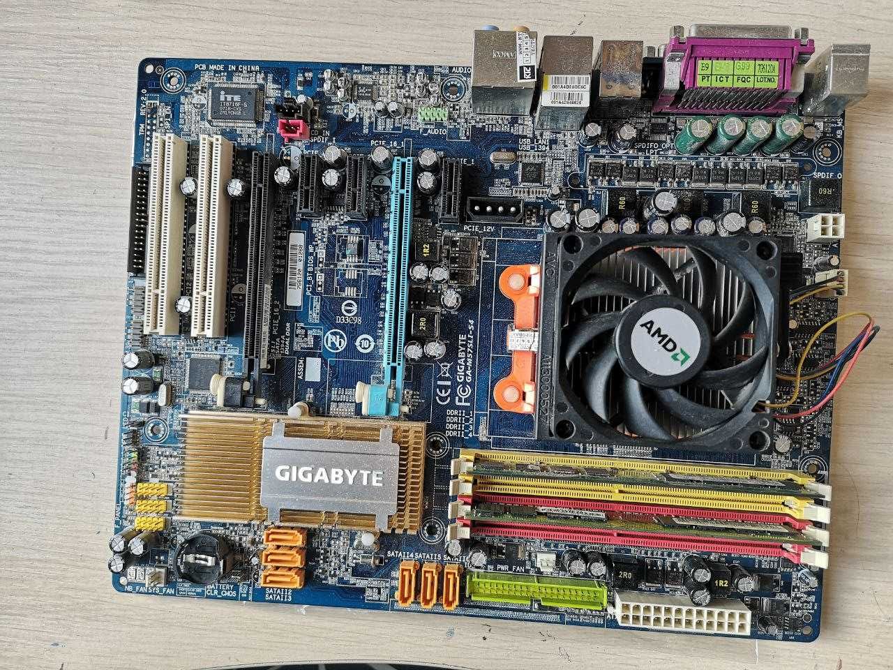 Материнская плата Gigabyte  GA-M57SLI-S4