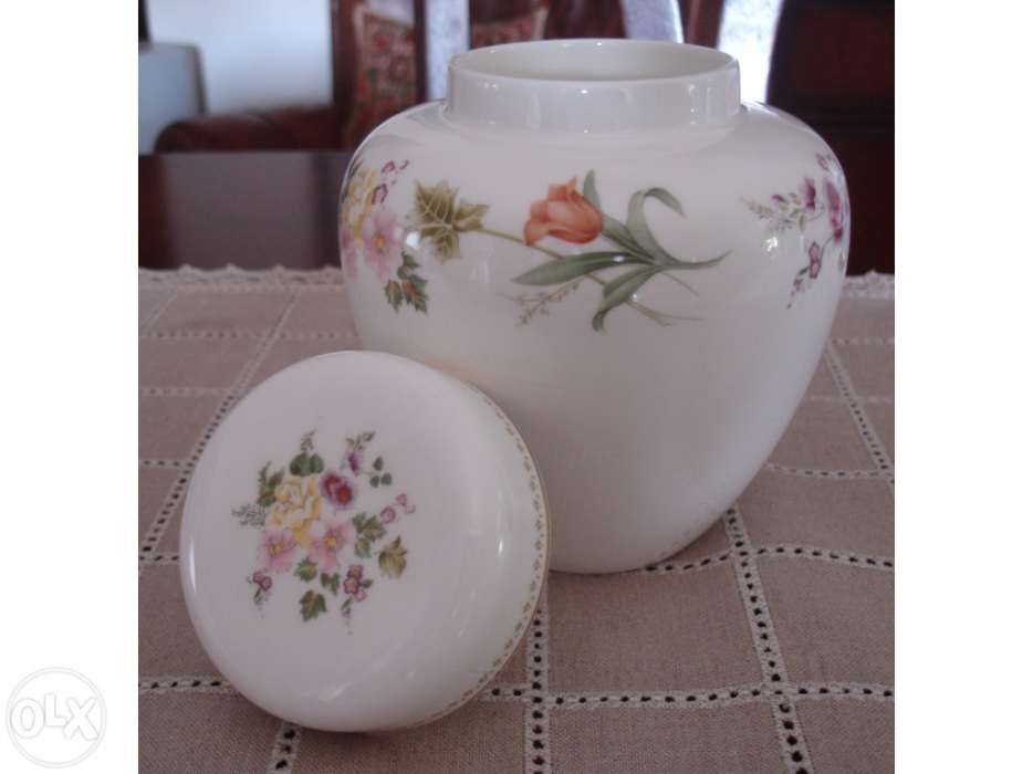 Pote inglês Wedgwood