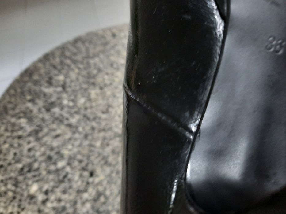 Sapatos de salto alto