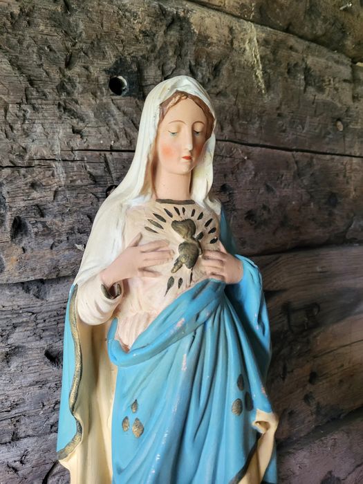 Stara gipsowa figurka Maryja Matka Boska Bolesna