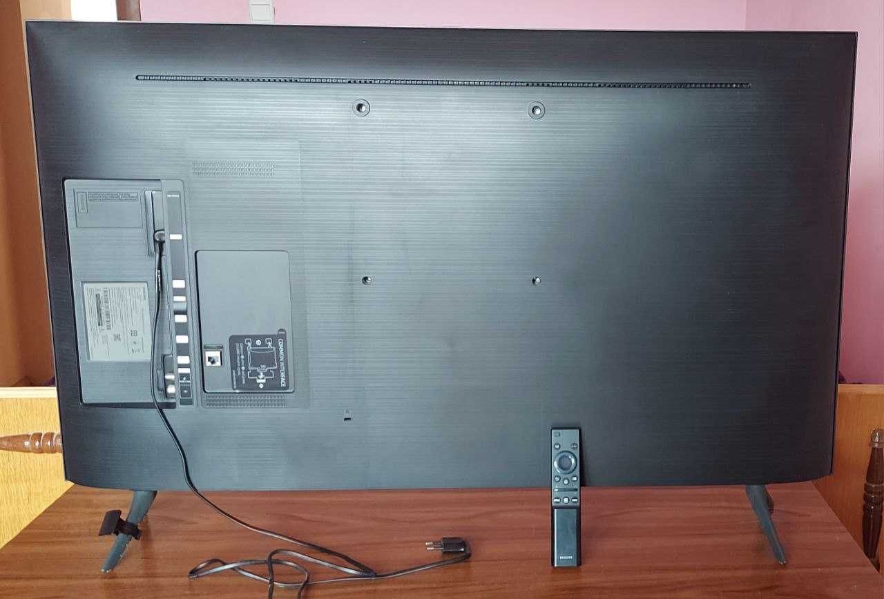 Телевізор SAMSUNG ue43au7100uxua Smart TV UHD-4K 43''