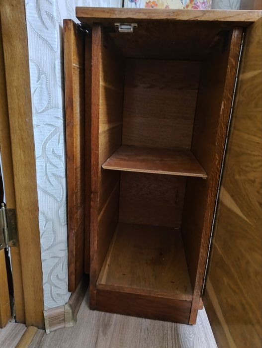 Стіл- книжка,б/в, розкладний