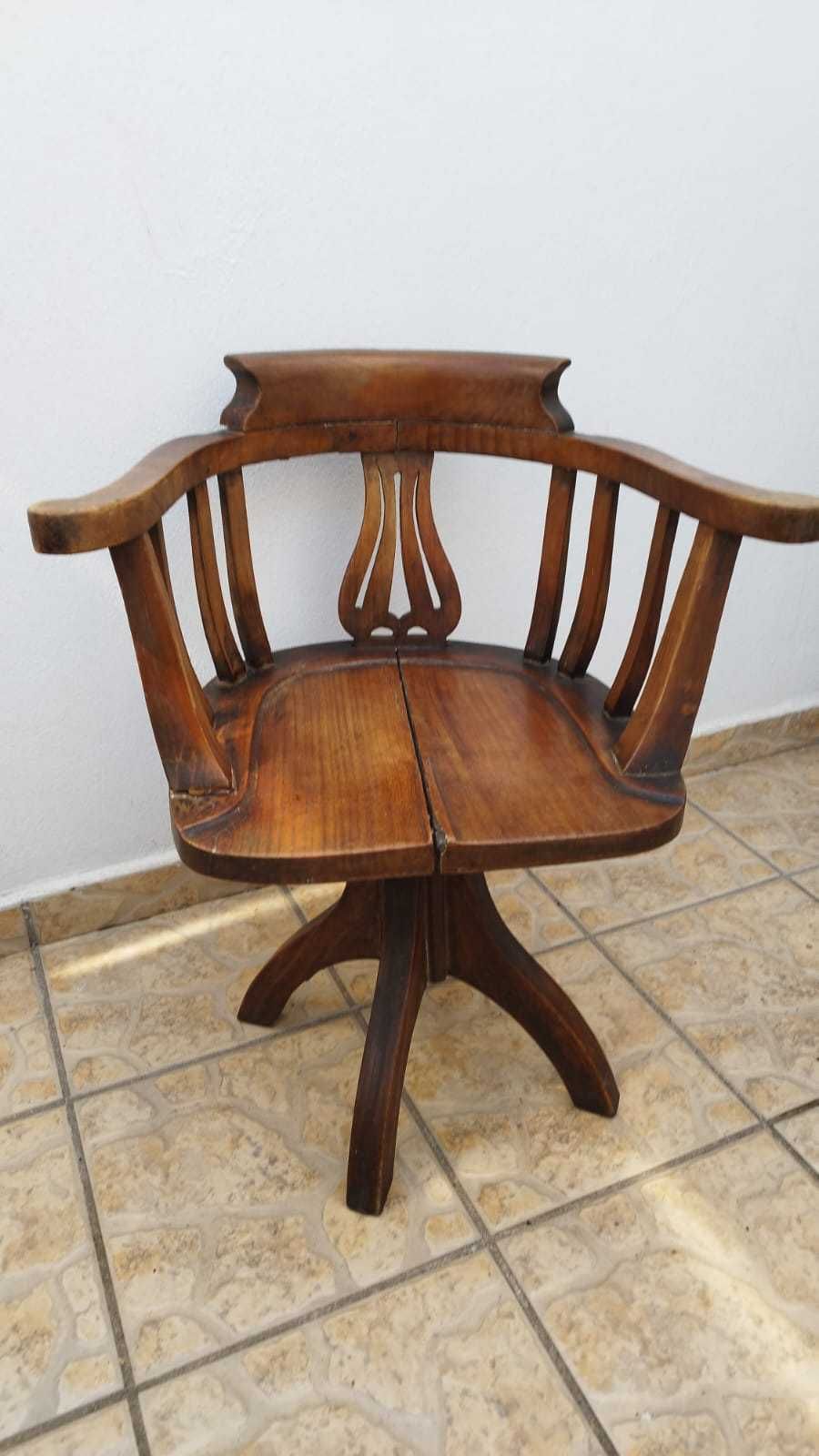 Mesa e cadeira Antigas (Séc.XlX-Como Novas)