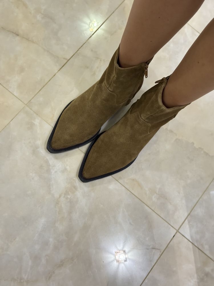 Жіночі замшеві казаки ковбойки Zara