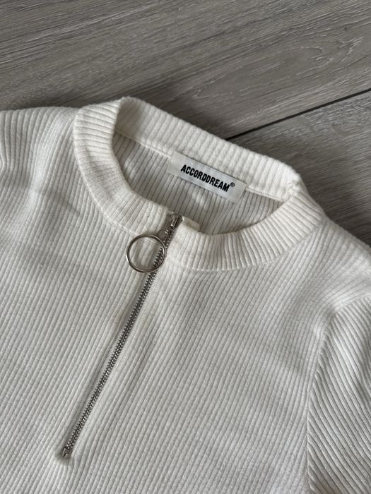 Вʼязана кофтинка на блмскавці, розмір S