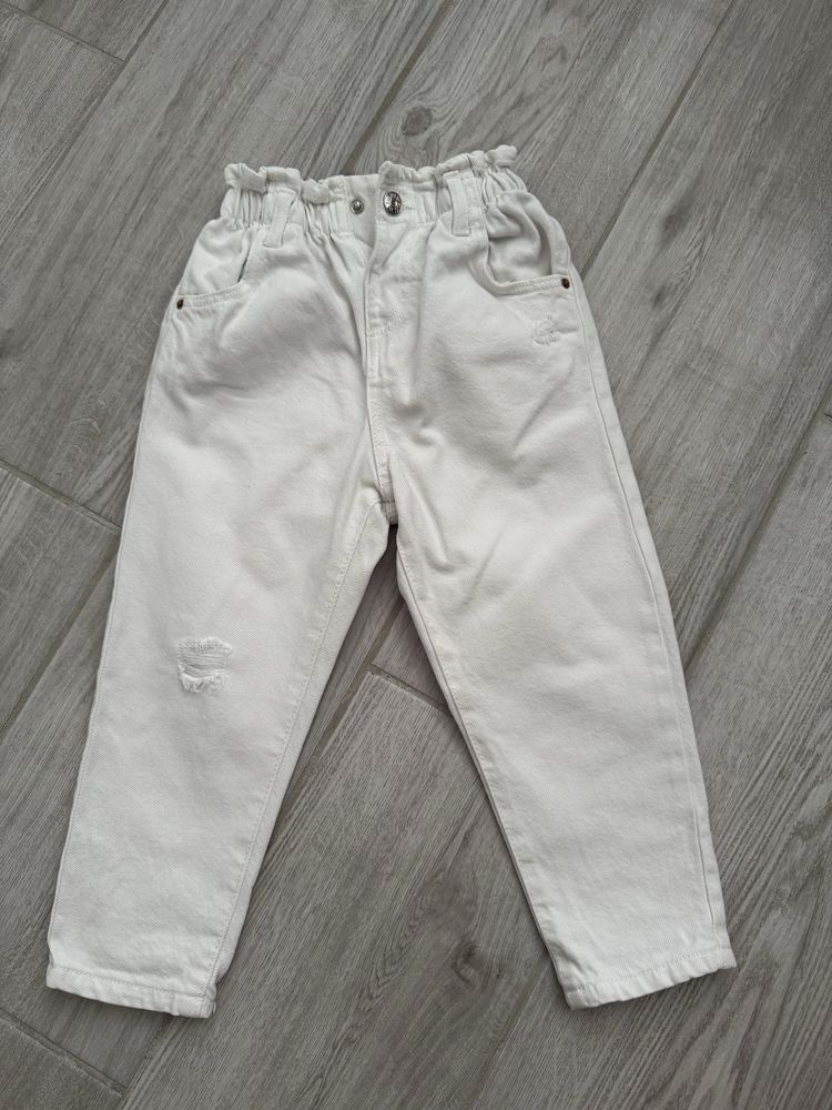 Джинсы на девочку Zara