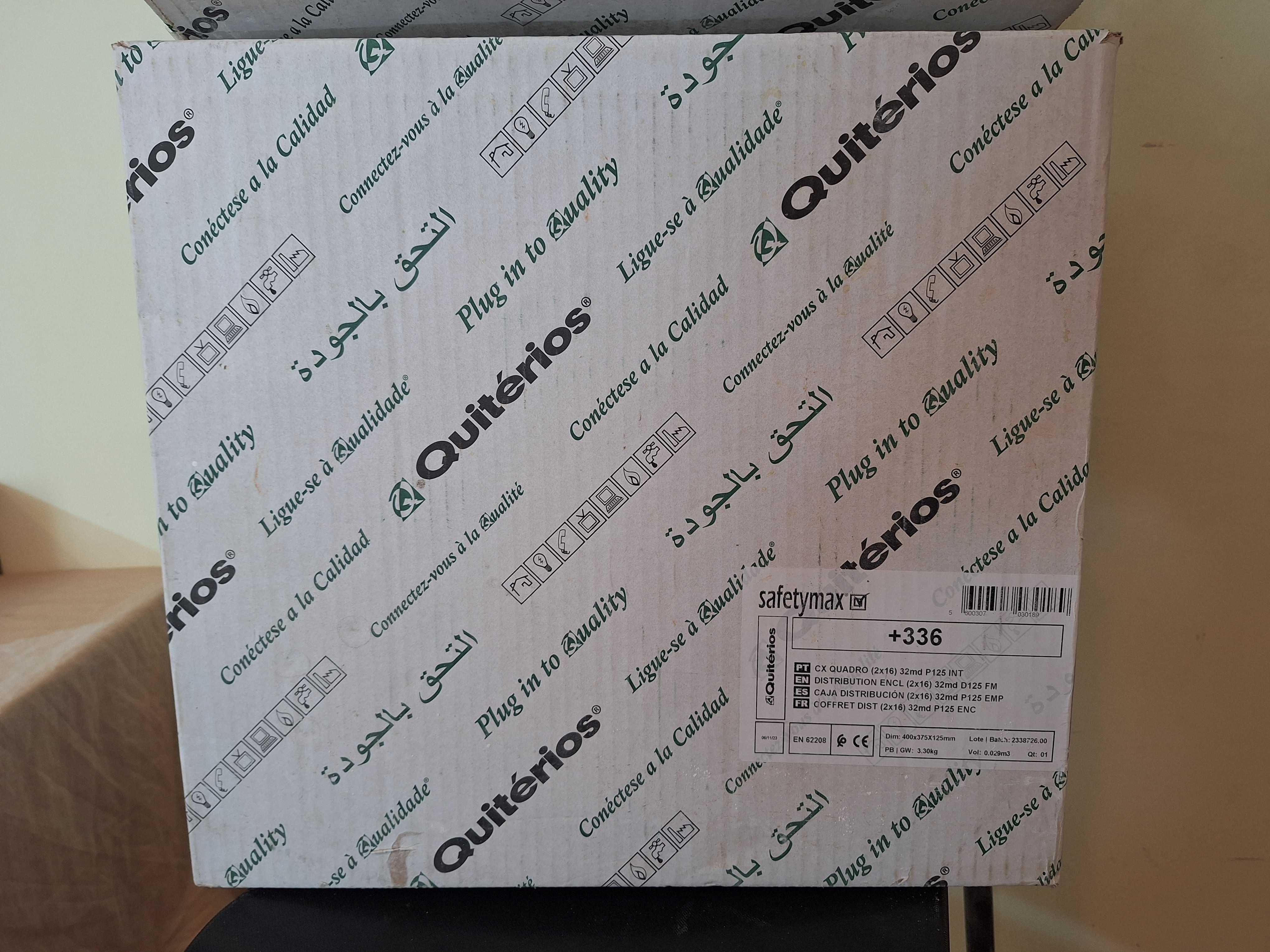 Caixa Electricidade c/ 400x375x125mm