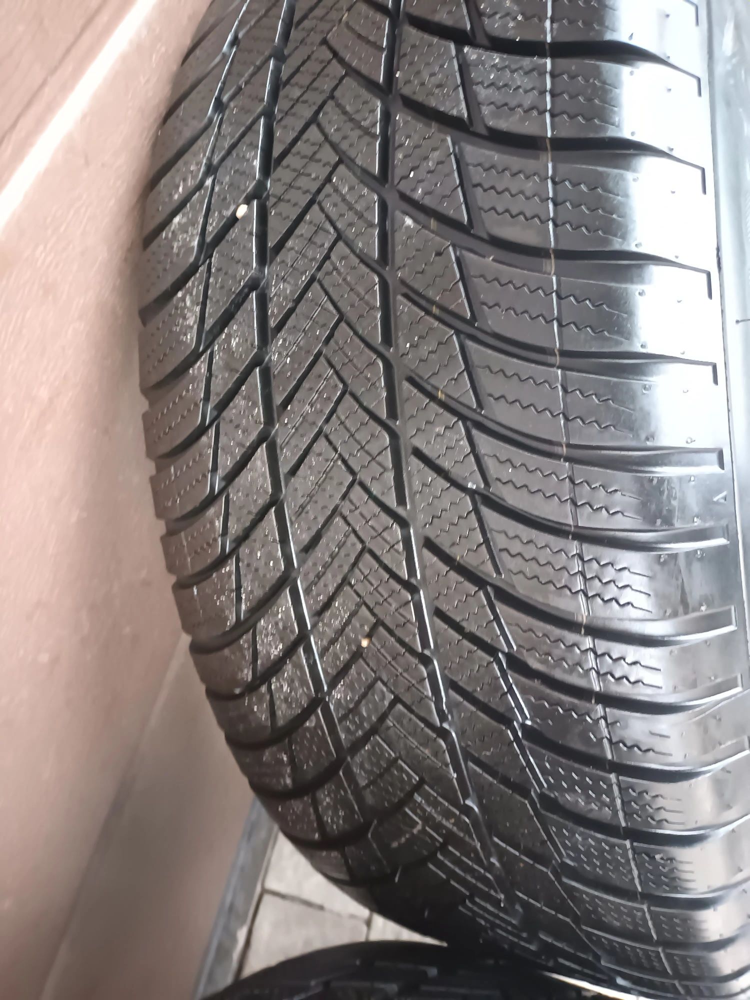 Koła zimowe  19  mercedes ML GL GLS GLE nowe opony