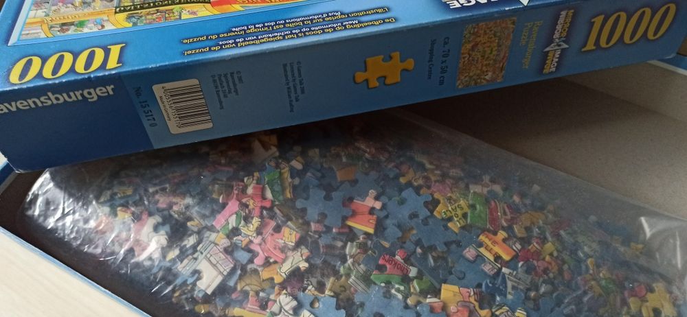 Puzzle Ravensburger 1000 Mirror Image Shopping Centre