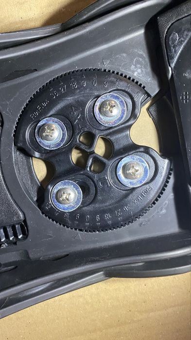 Deska snowboardowa Firefly Furious 161 plus wiazania Birton Mission