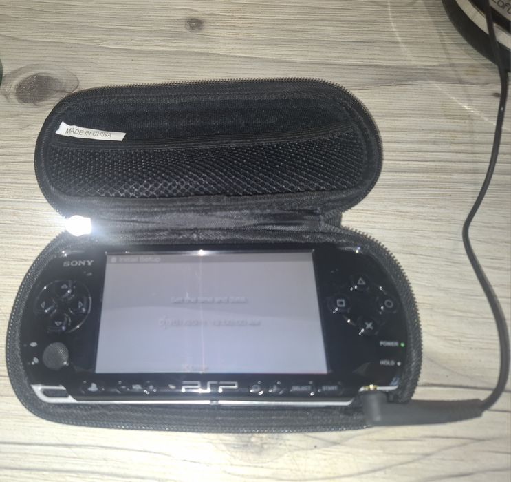 Konsola PSP + 7 gier