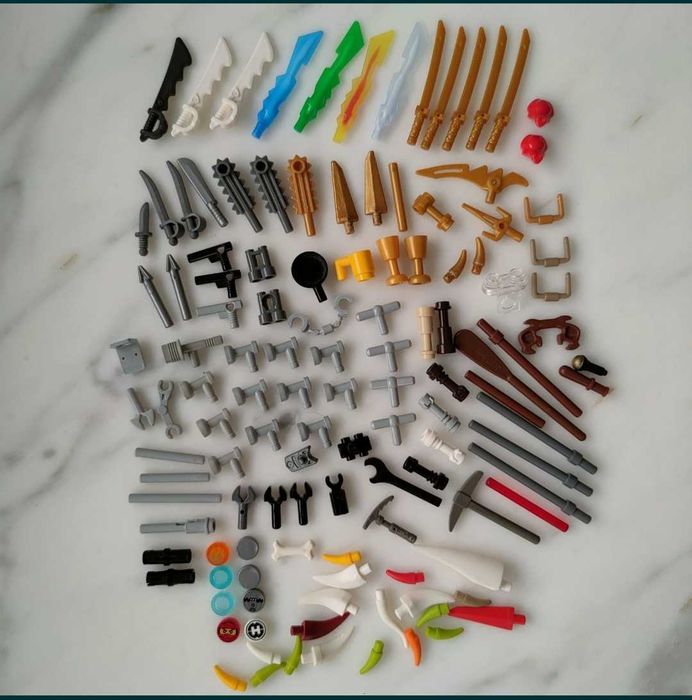 Lego мініфігурки та деталі Лего City, Star Wars, Lego Chima. Оригінал