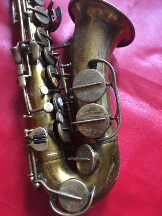 Саксофон, в комплекте сумка / кофр / футляр