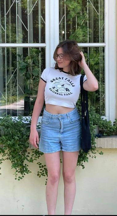 spodenki z wysokim stanem