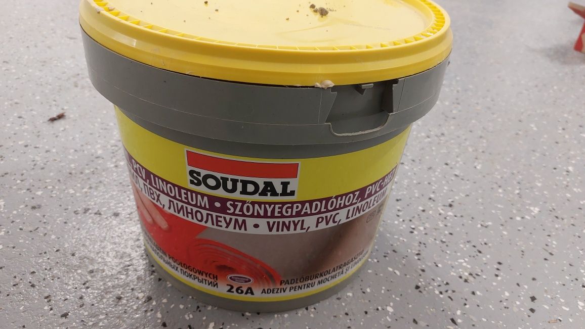 Klej do wykladzi pcv linoleum Soudal 26A