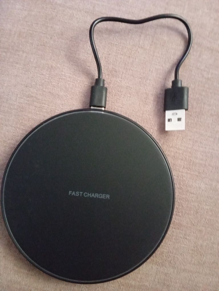 Carregador sem fios ( apenas para smartphones compatíveis)