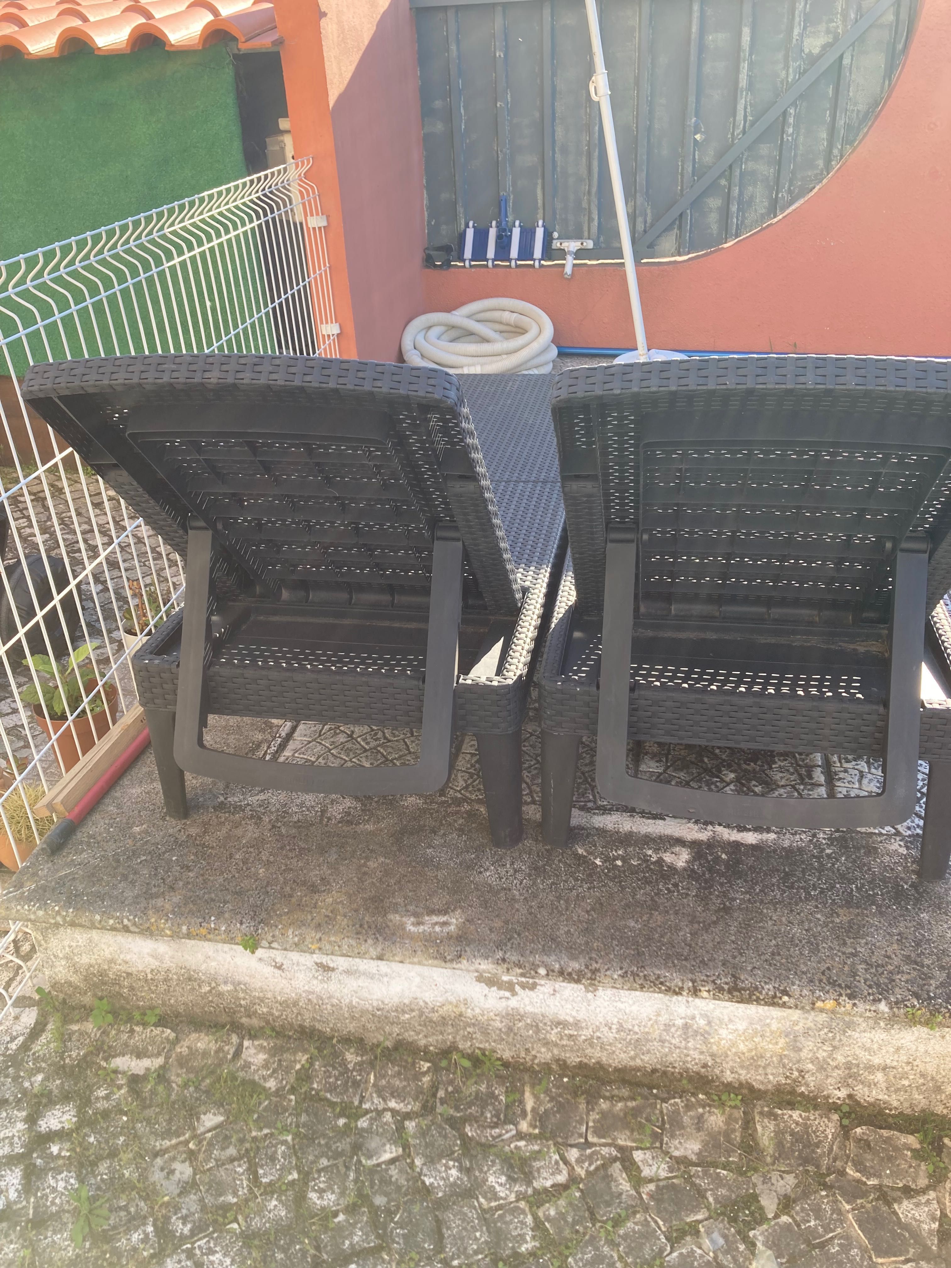 2 espreguiçadeiras Rattan