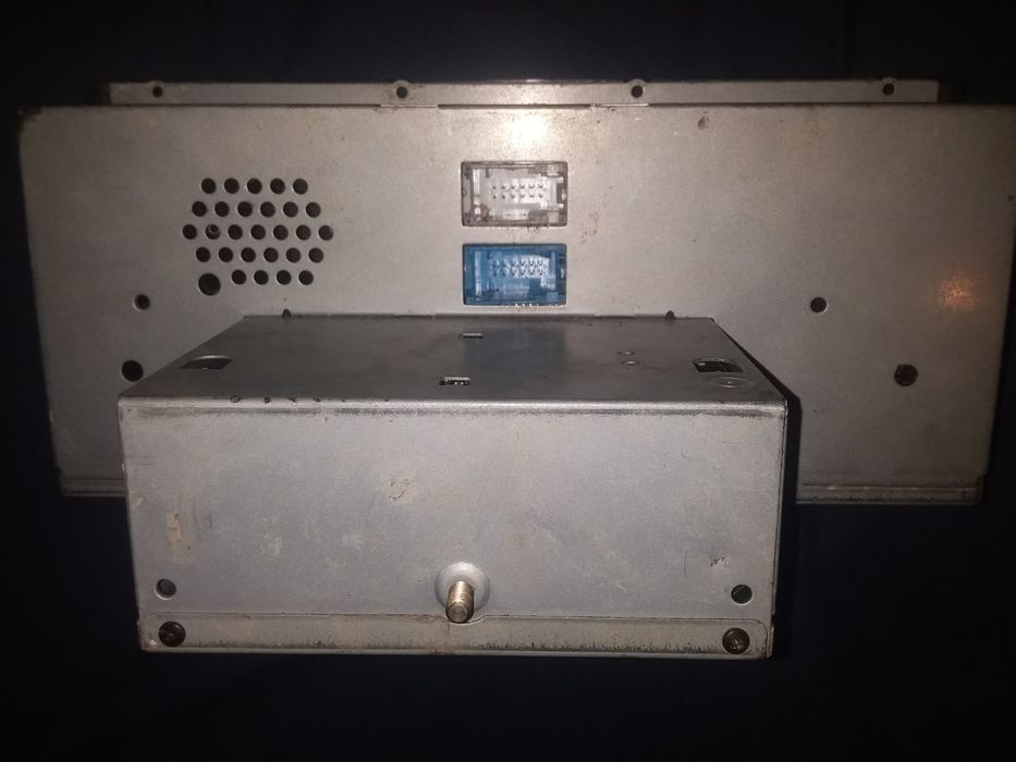 Магнітофон БМВ срочно