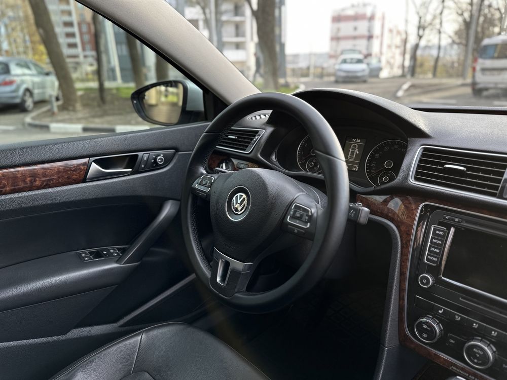 VW Passat B7 USA 2.5 SEL