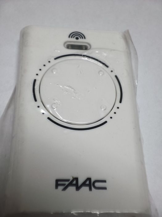 Comando portão Faac