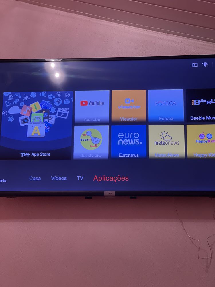 Televisão com 50 polegadas e 4 k 502