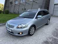 Toyota Avensis Super stan 1.8 benzyna Niski przebieg !