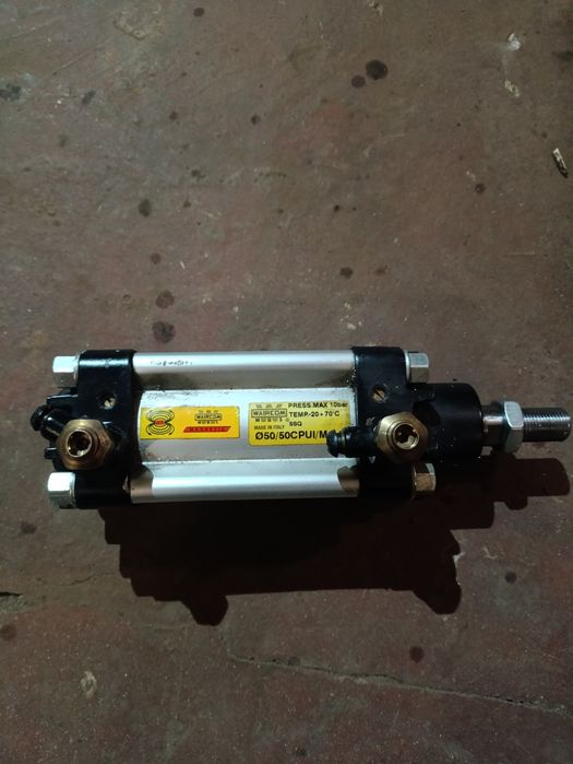 Продам пневмоцилиндр.