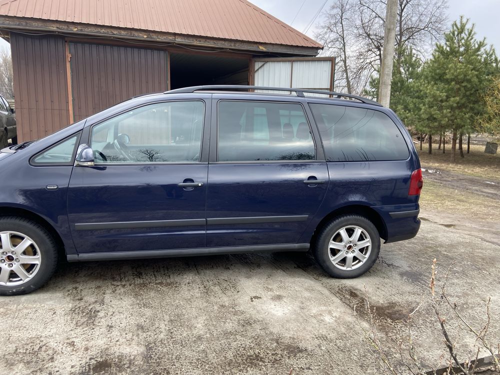 Volkswagen Sharan 2.0TDI авто для зсу