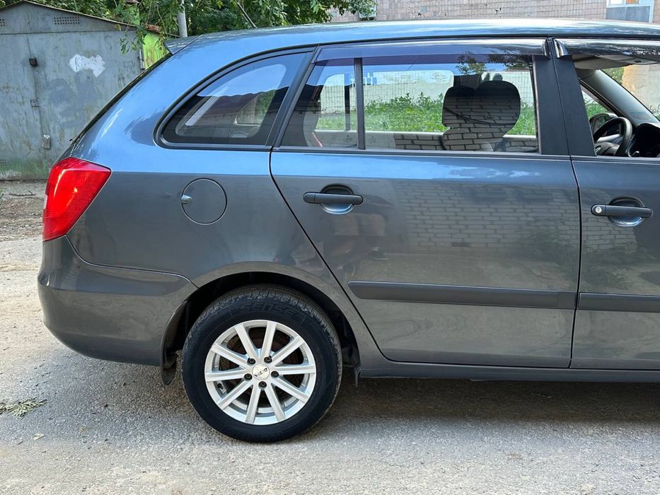 Продам Skoda Fabia 1.4 газ бенз