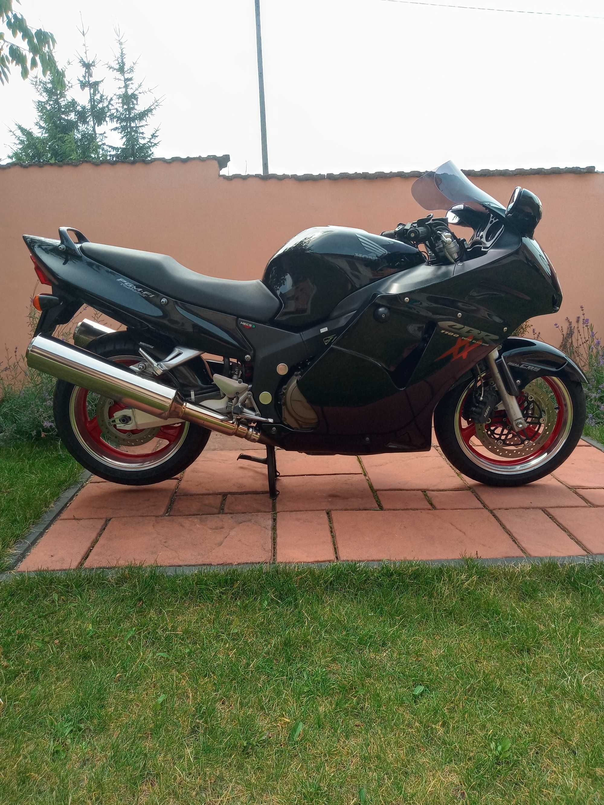 HONDA Cbr 1100 XX model na wtrysku