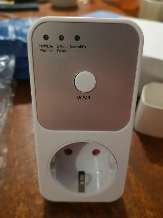 Защитное реле напряжения 220в для розеток