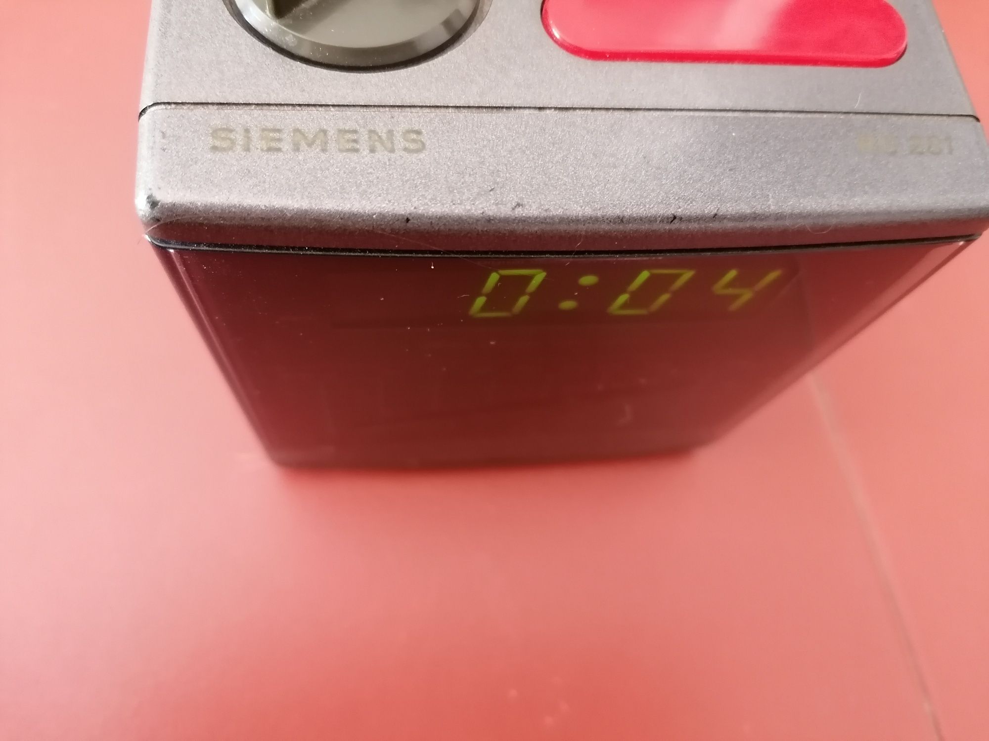 Relógio com rádio Siemens