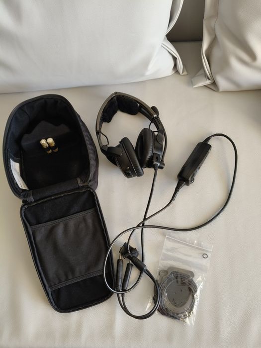 Bose A20 Aviation Headset/sem bluetooth Bluetooth)
Descrição:
Vendo Bo