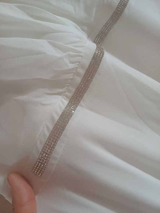 Нова весільна сукня