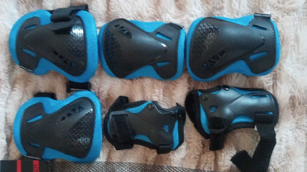 Zestawy ochraniaczy Sportvida SV-KY0005 black/blue S