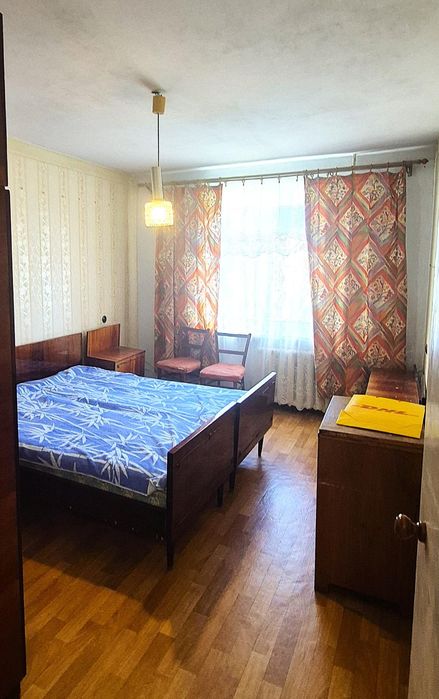 Продам 3-к квартиру на Черемушках, Ак. Филатова (3-197-850)