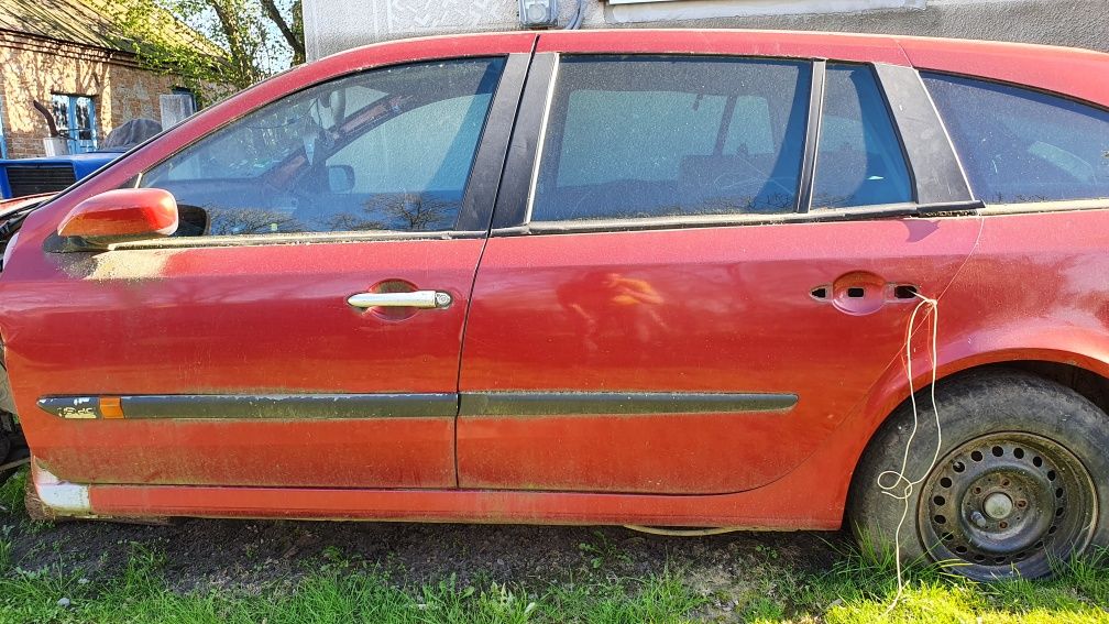 Розборка Renault Laguna, запчастини Рено Лагуна 2001