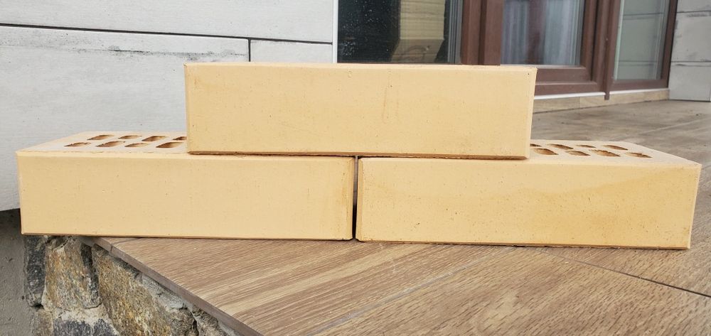 Цегла облицювальна жовта