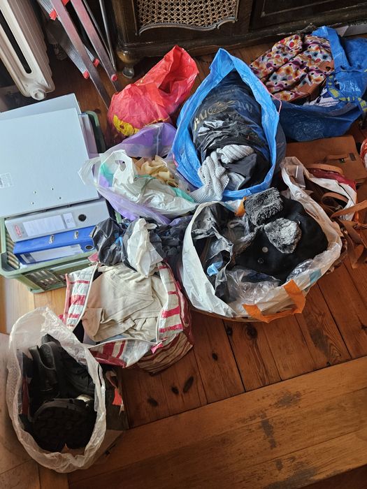 Ubrania ciuchy odzież bdb stan worki