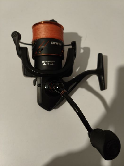 Продам фідерну катушку Brain