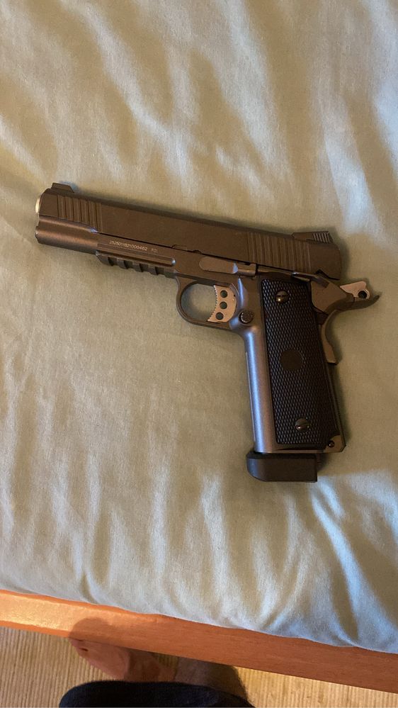 Material airsoft
