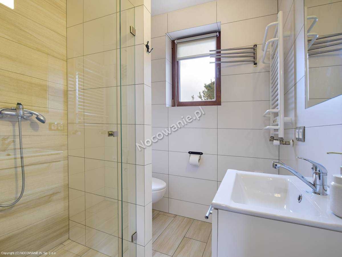 Wrzosowe Wzgórze Chęciny - domki / apartamenty / pokoje z łazienkami
