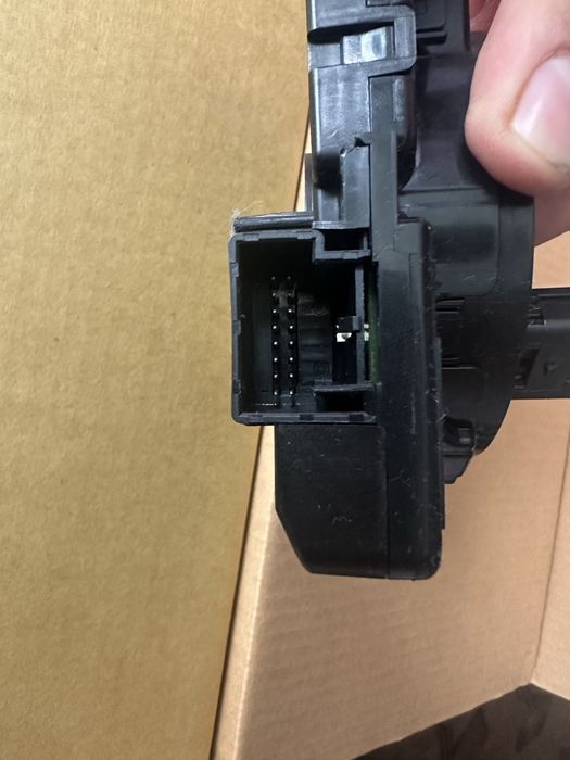 Шлейф руля jetta 6 2015 рік